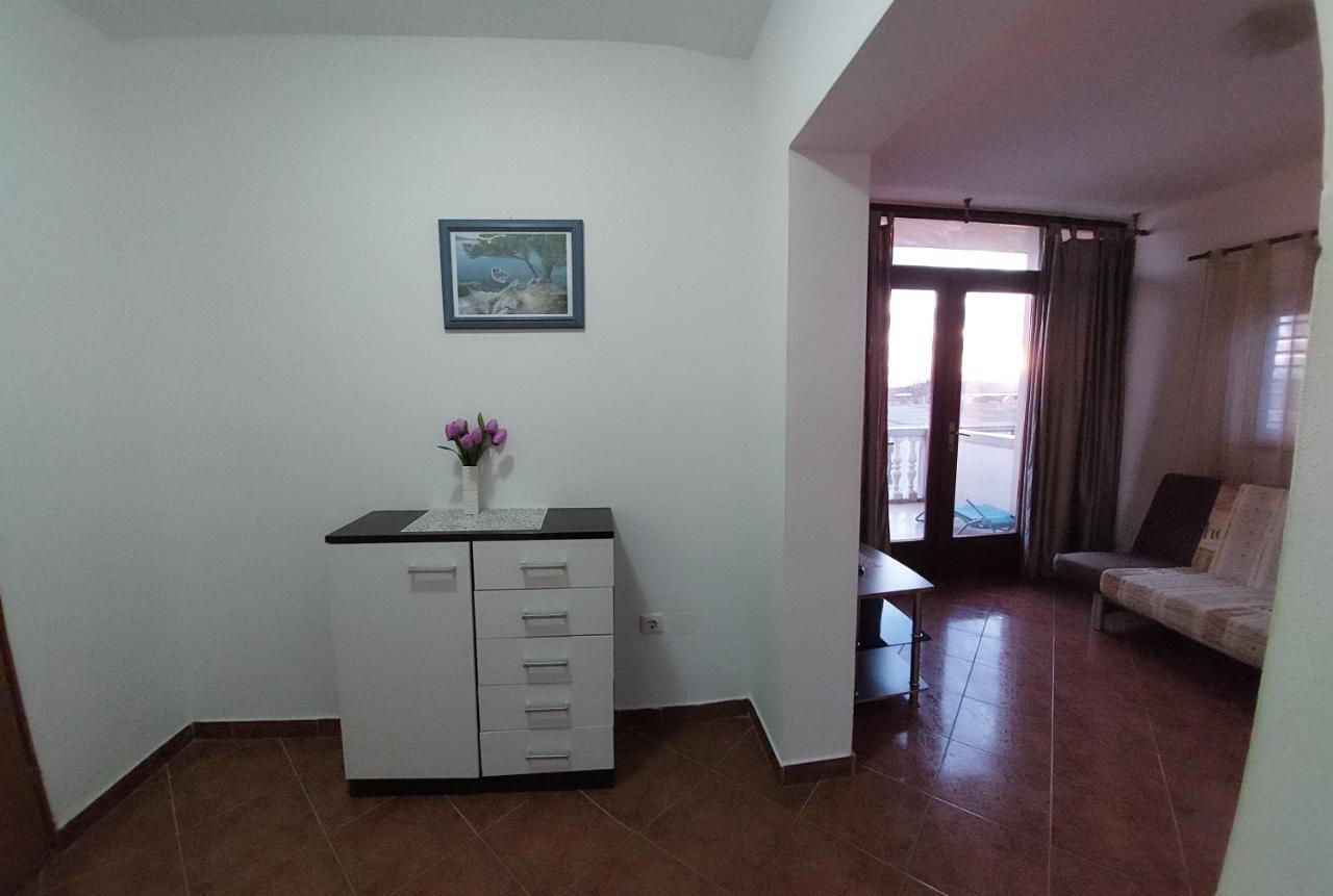 Apartman Vukoja Pakostane Daire Dış mekan fotoğraf