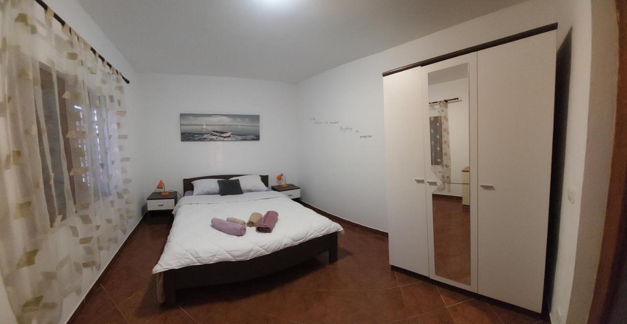 Apartman Vukoja Pakostane Daire Dış mekan fotoğraf